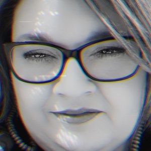 Meet your Posher, Tonya